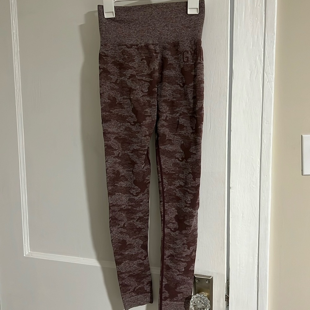 Gymshark Camo Seamless Leggings with Butt Scrunch